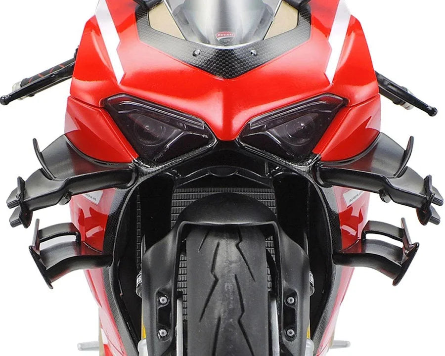 ducati superlaggera 1:6